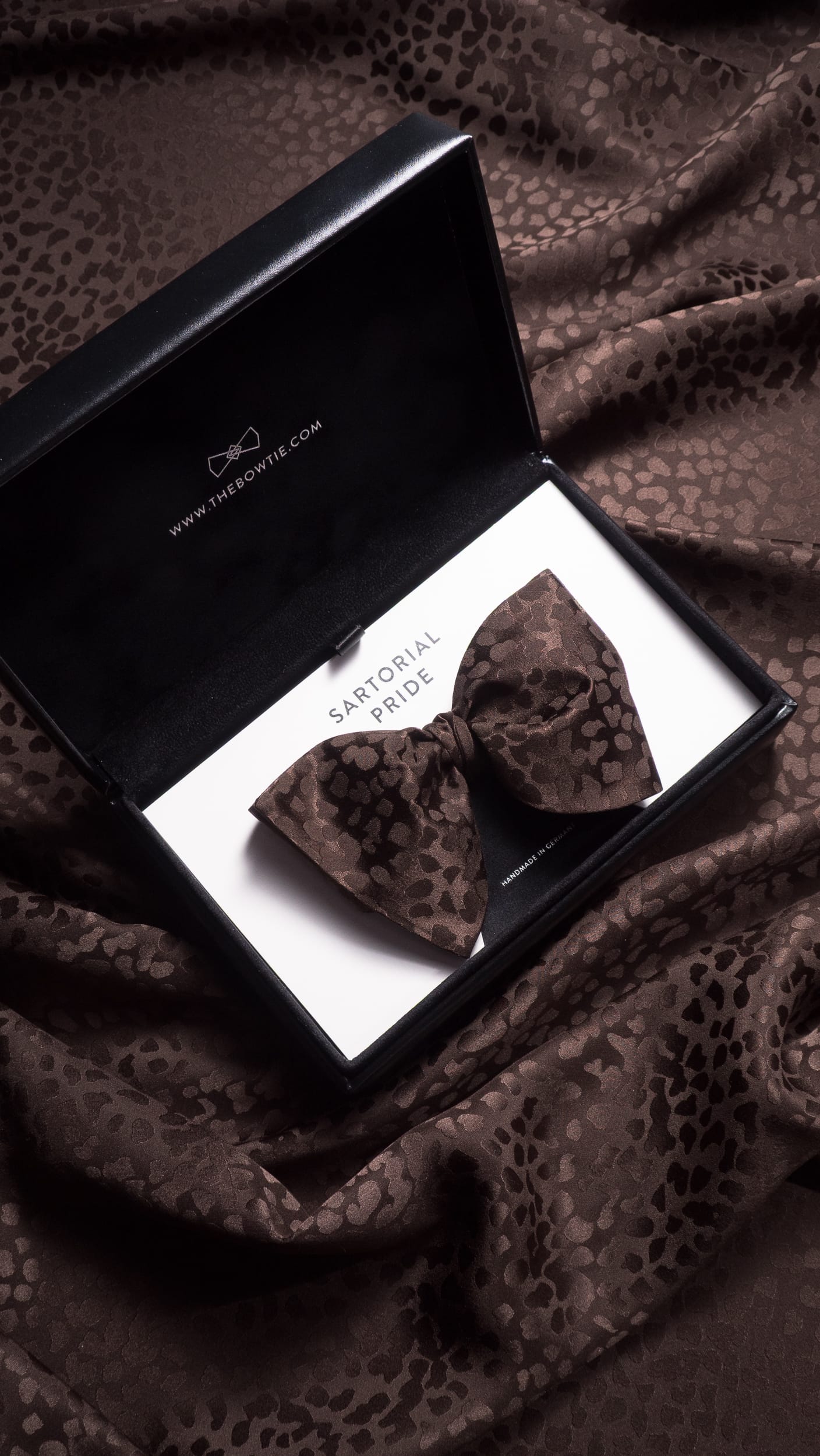 Espresso Brown Leopard Jacquard Silk Bow Tie
