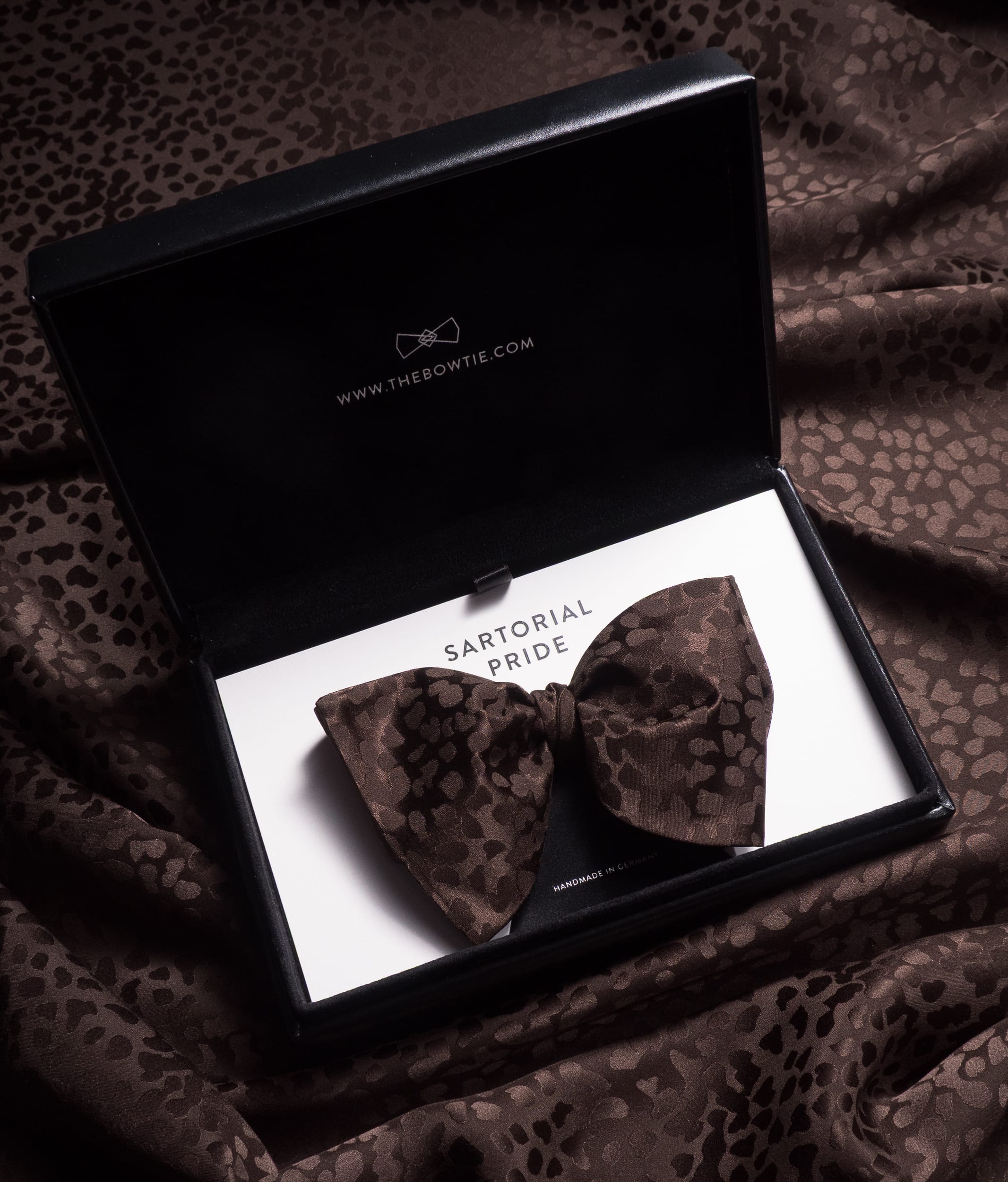 Espresso Brown Leopard Jacquard Silk Bow Tie