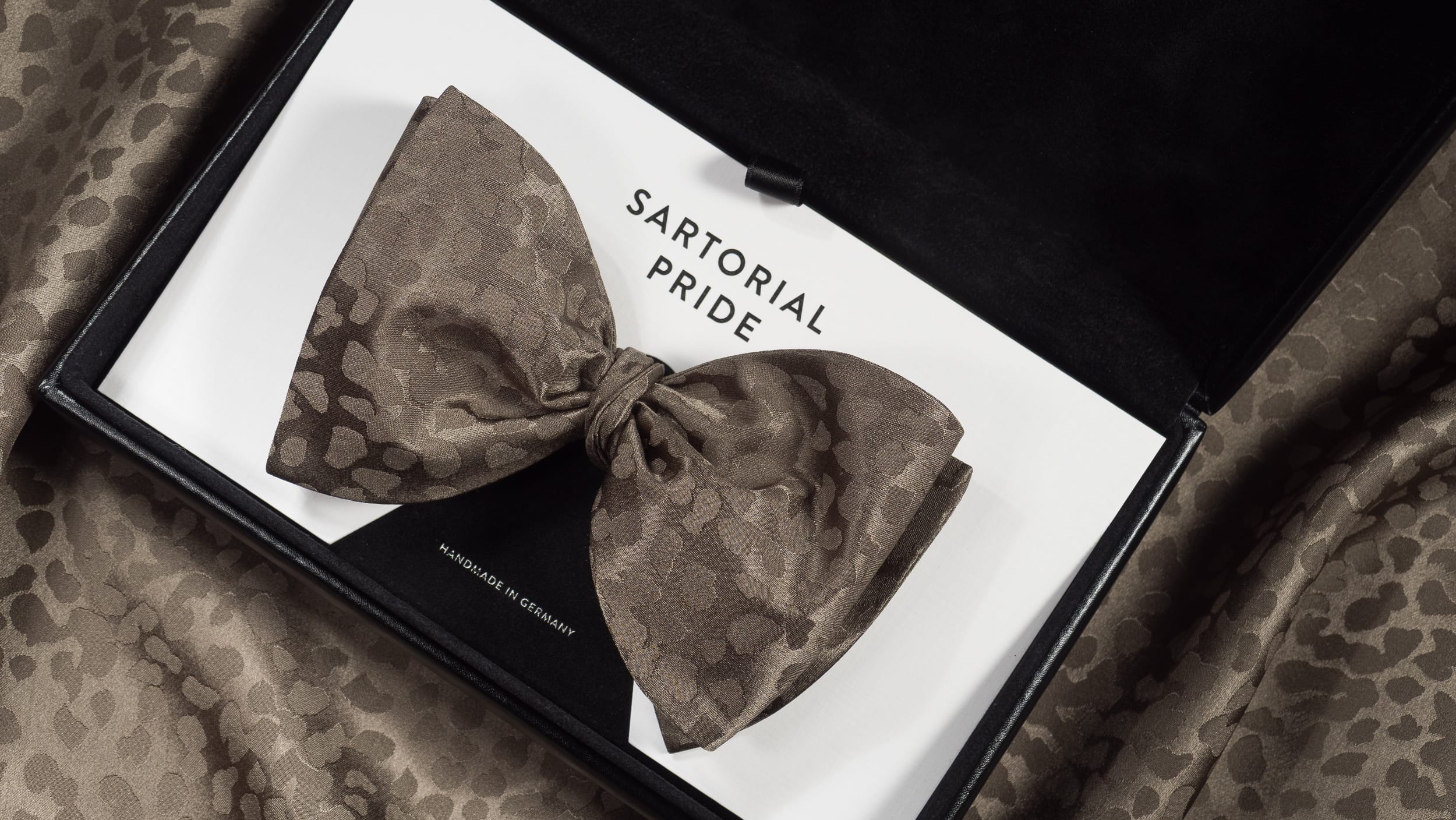 Taupe Brown Leopard Jacquard Silk Bow Tie