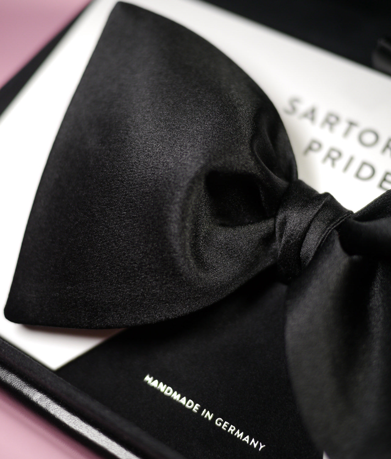 Black Tie - 100% Silk - LHR2