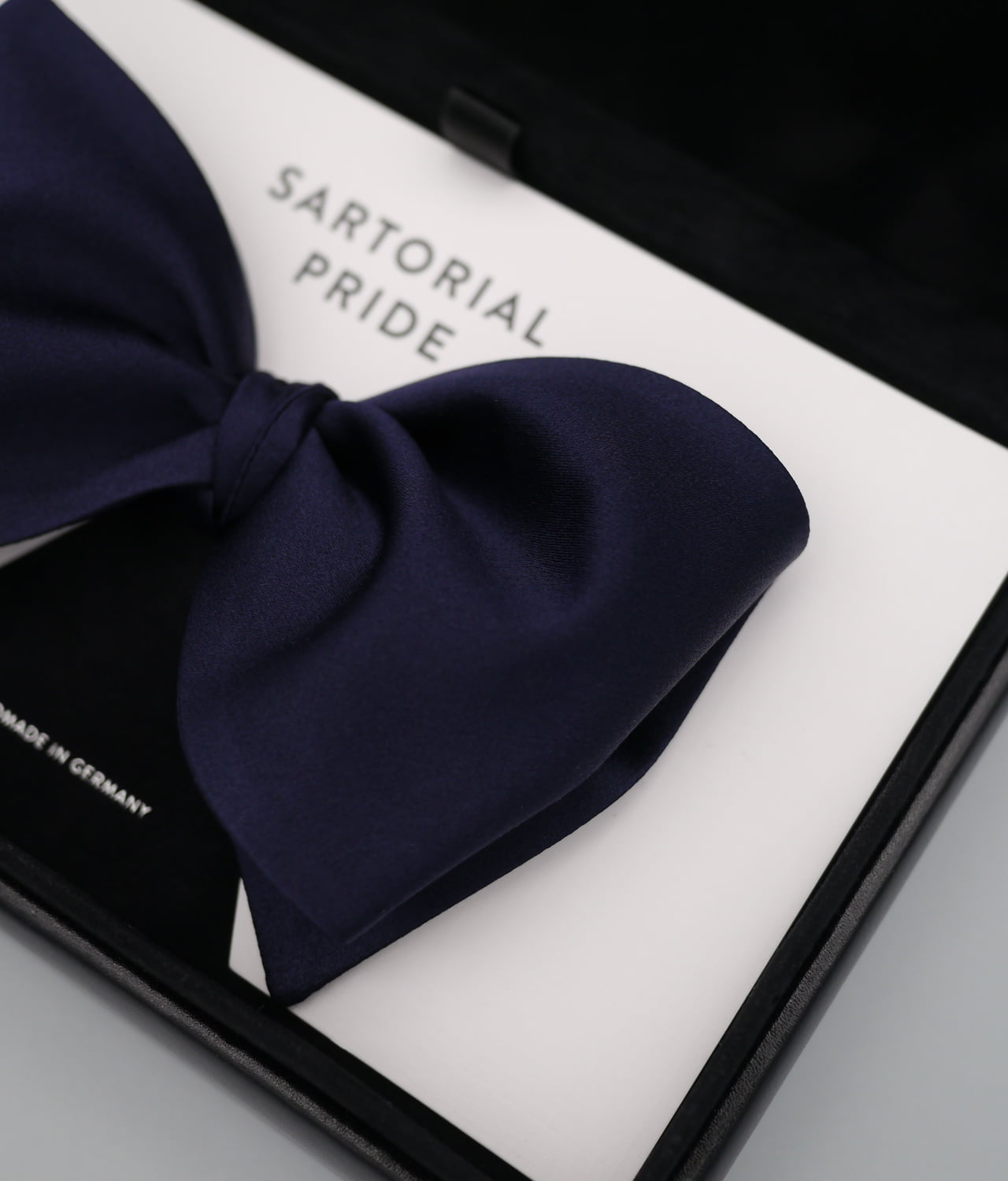 Blue Bow Tie - 100% Silk - MUC3
