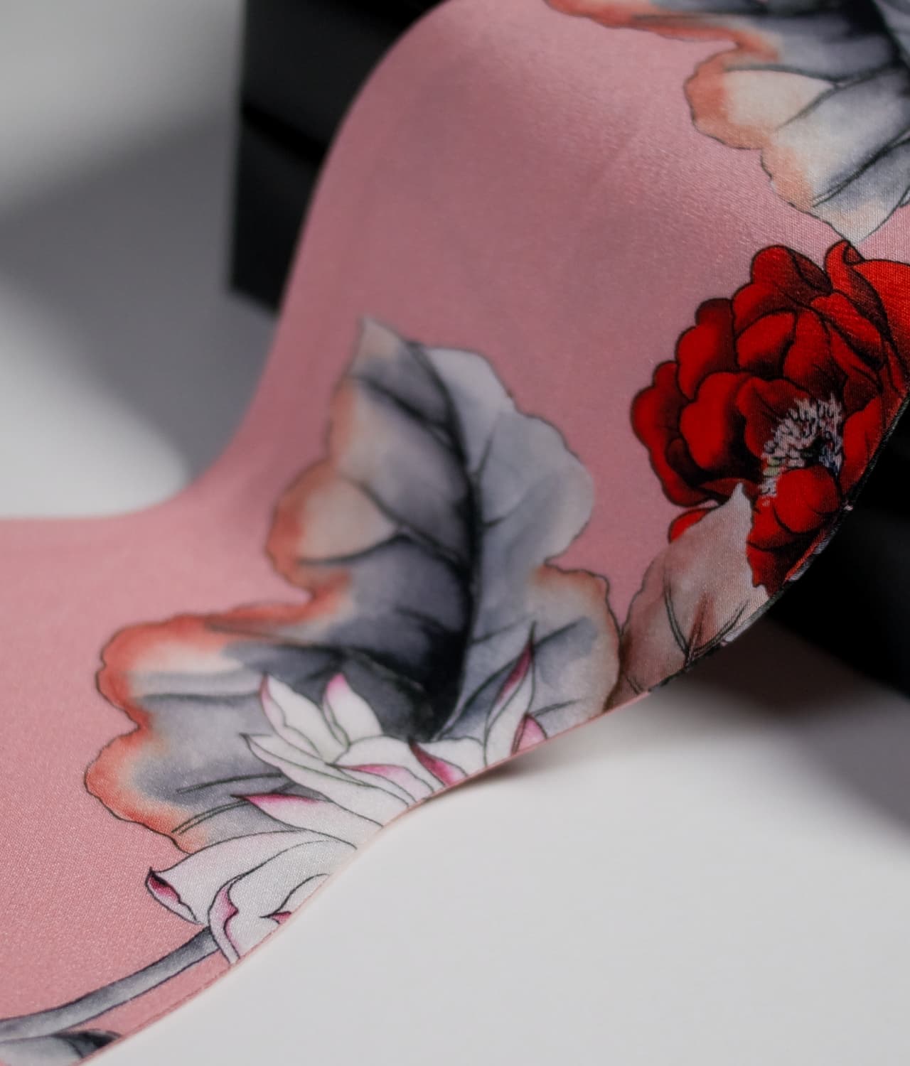 Pink Bow Tie - Floral Design - 100% SIlk - MIA6