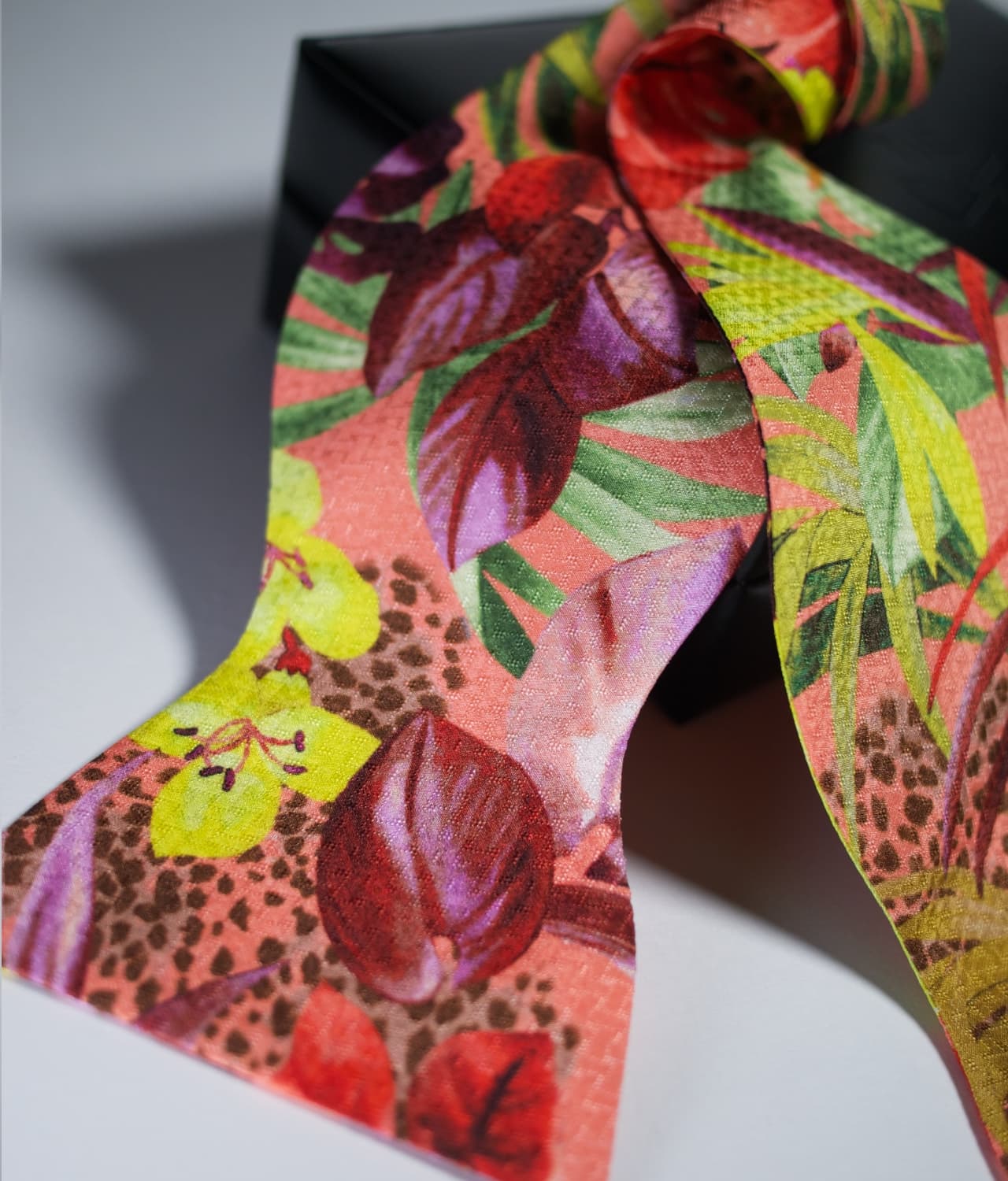 Pink Bow Tie - 100% Silk - Floral Design - BGY9