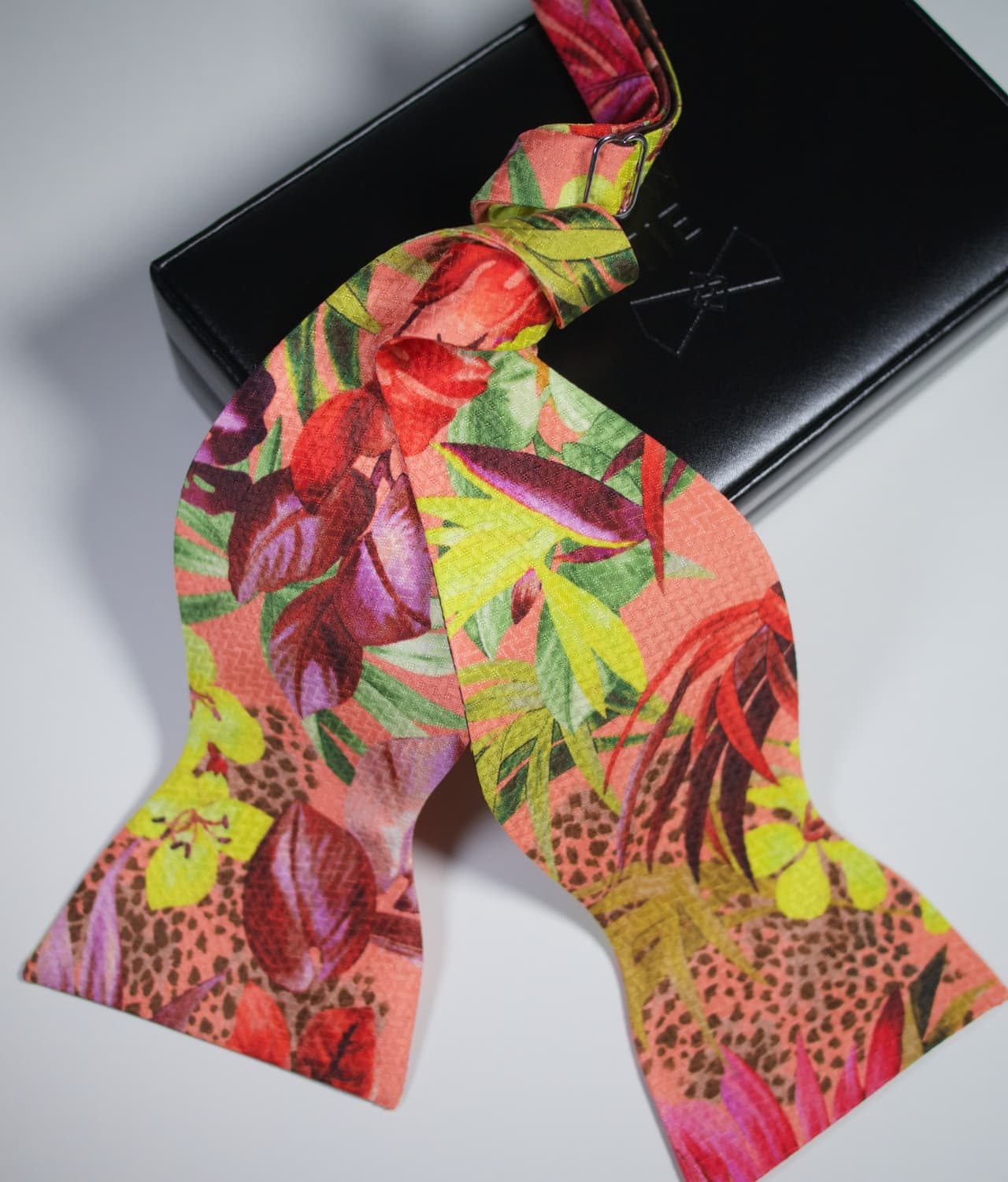 Pink Bow Tie - 100% Silk - Floral Design - BGY9