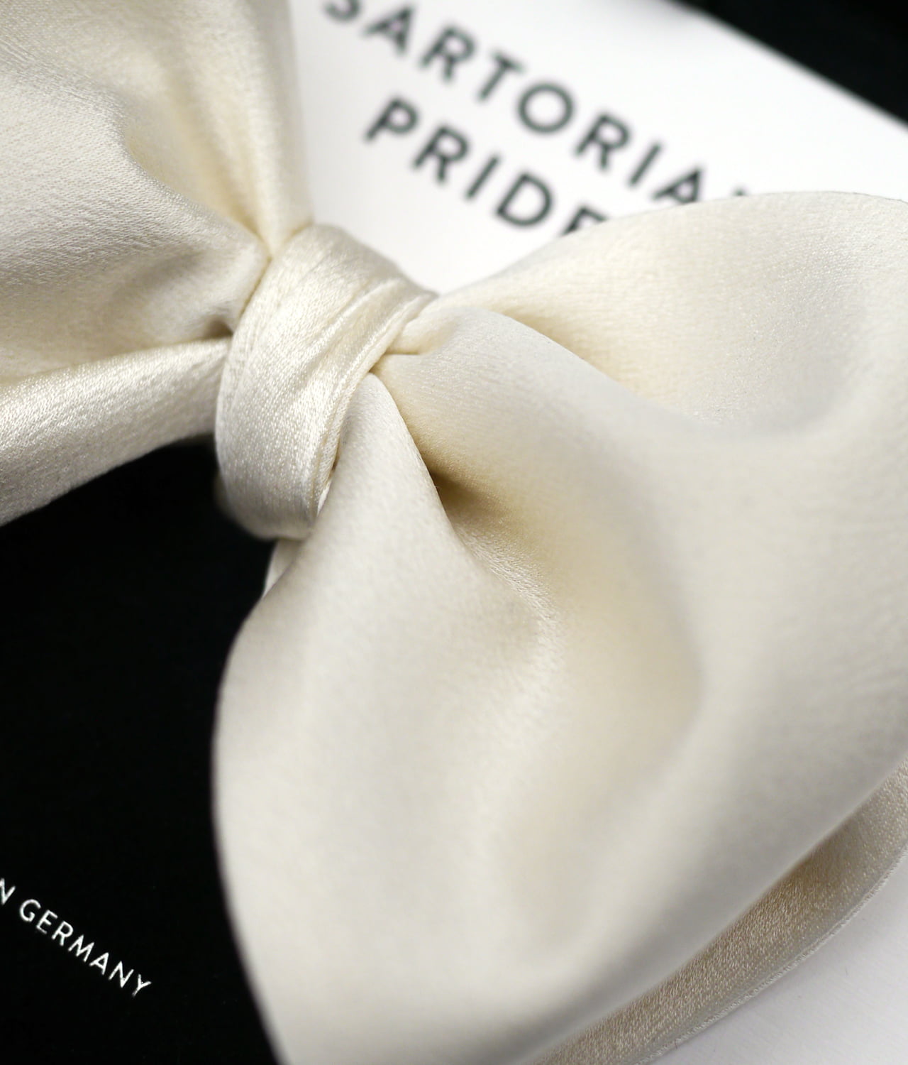 White Tie - Silk Bow Tie - CDG10