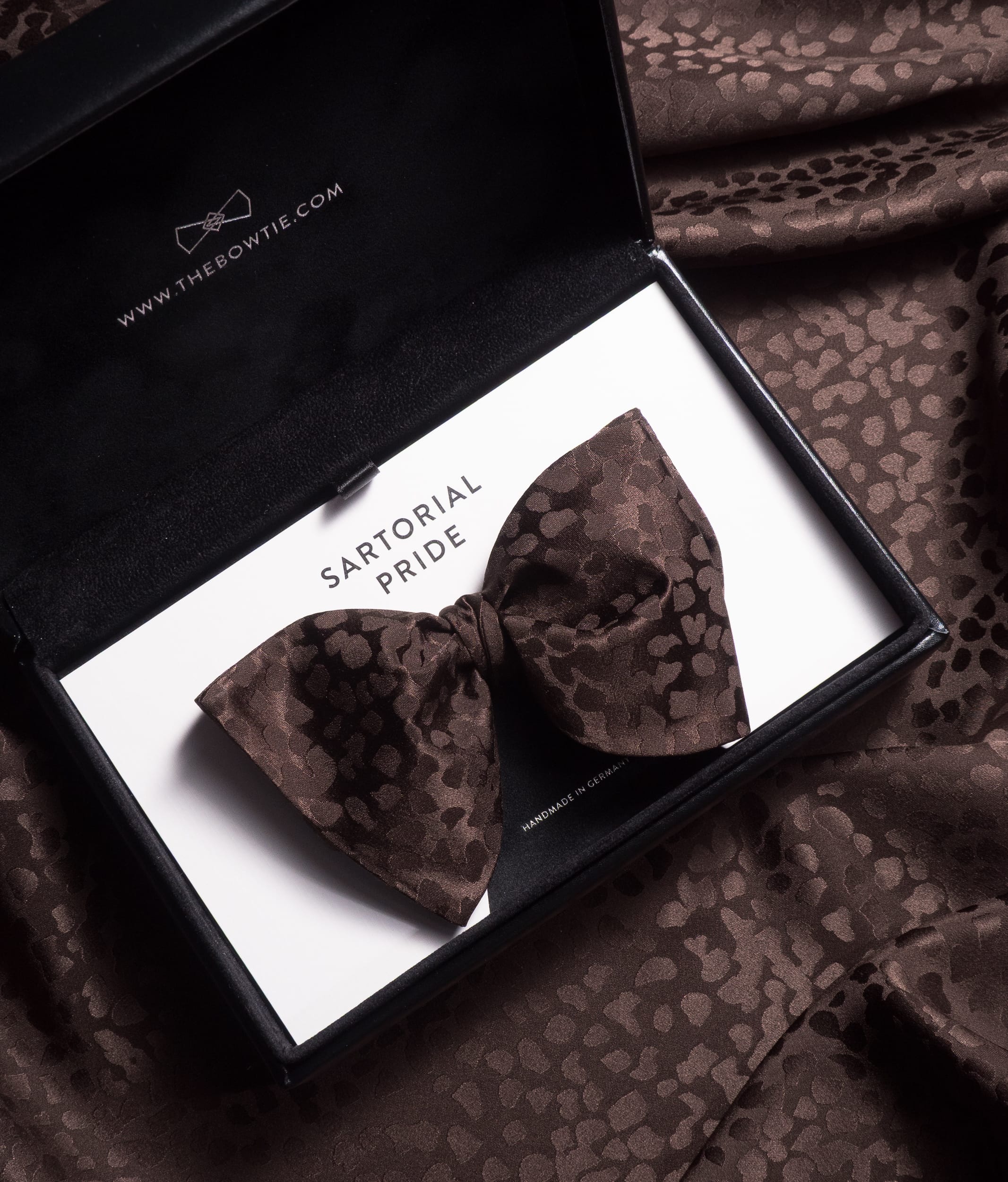Espresso Brown Leopard Jacquard Silk Bow Tie