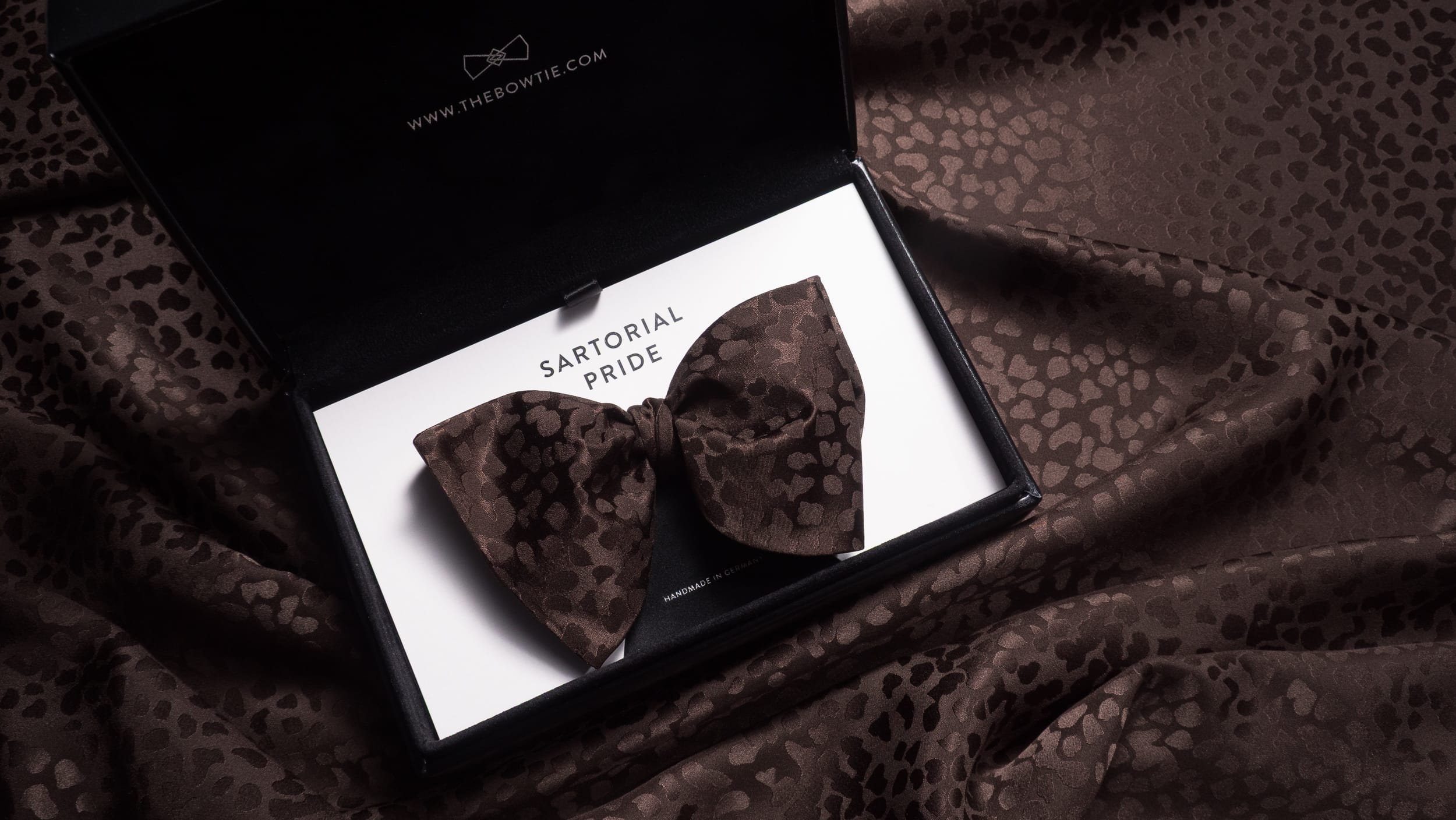 Espresso Brown Leopard Jacquard Silk Bow Tie