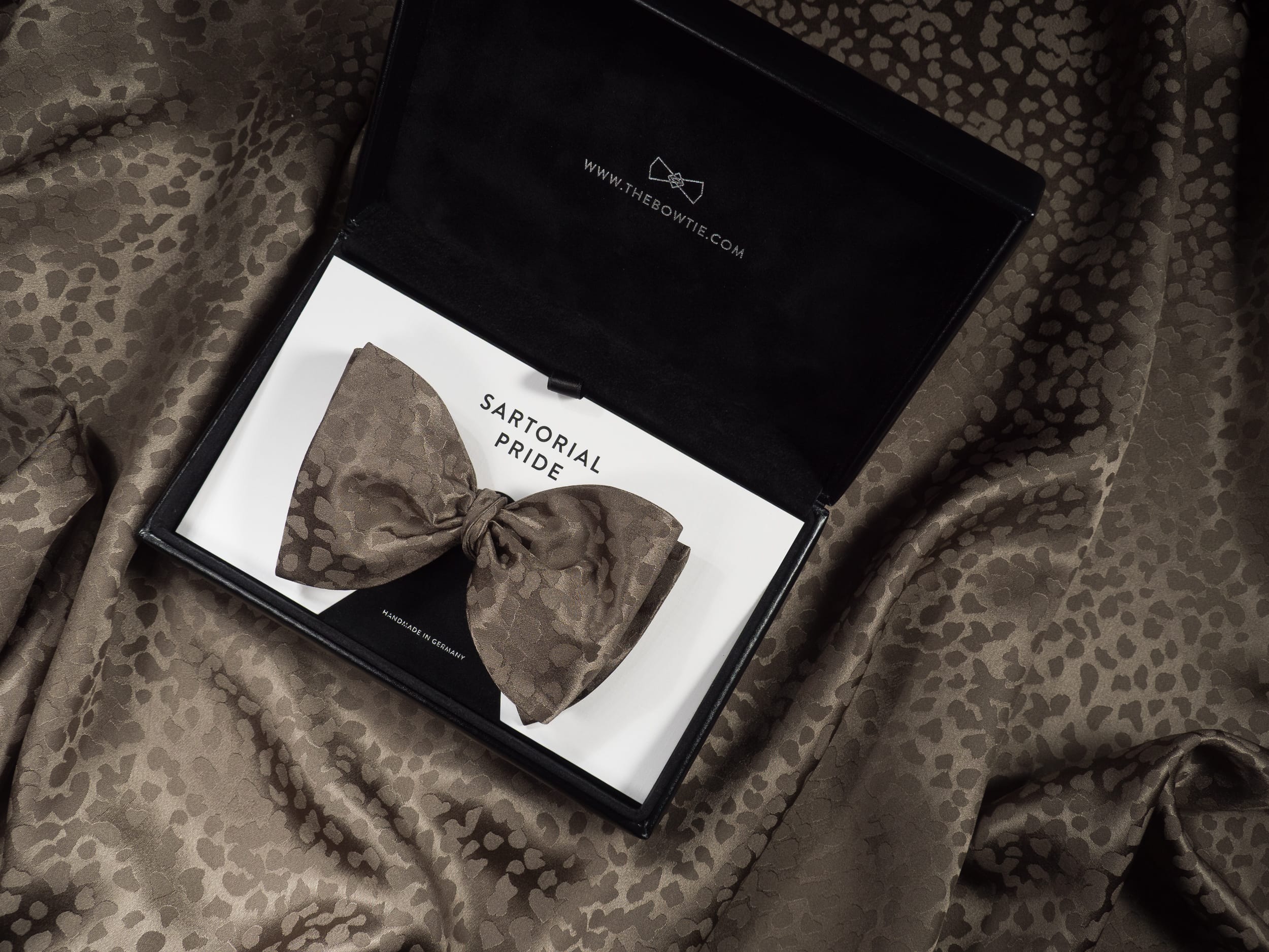 Taupe Brown Leopard Jacquard Silk Bow Tie