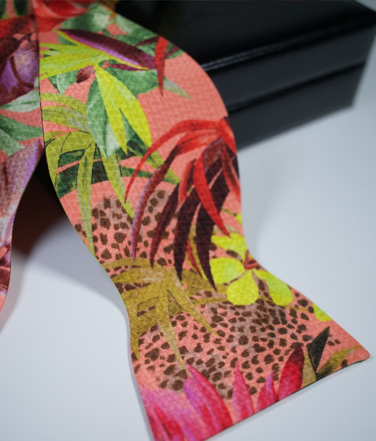 Pink Bow Tie - 100% Silk - Floral Design - BGY9