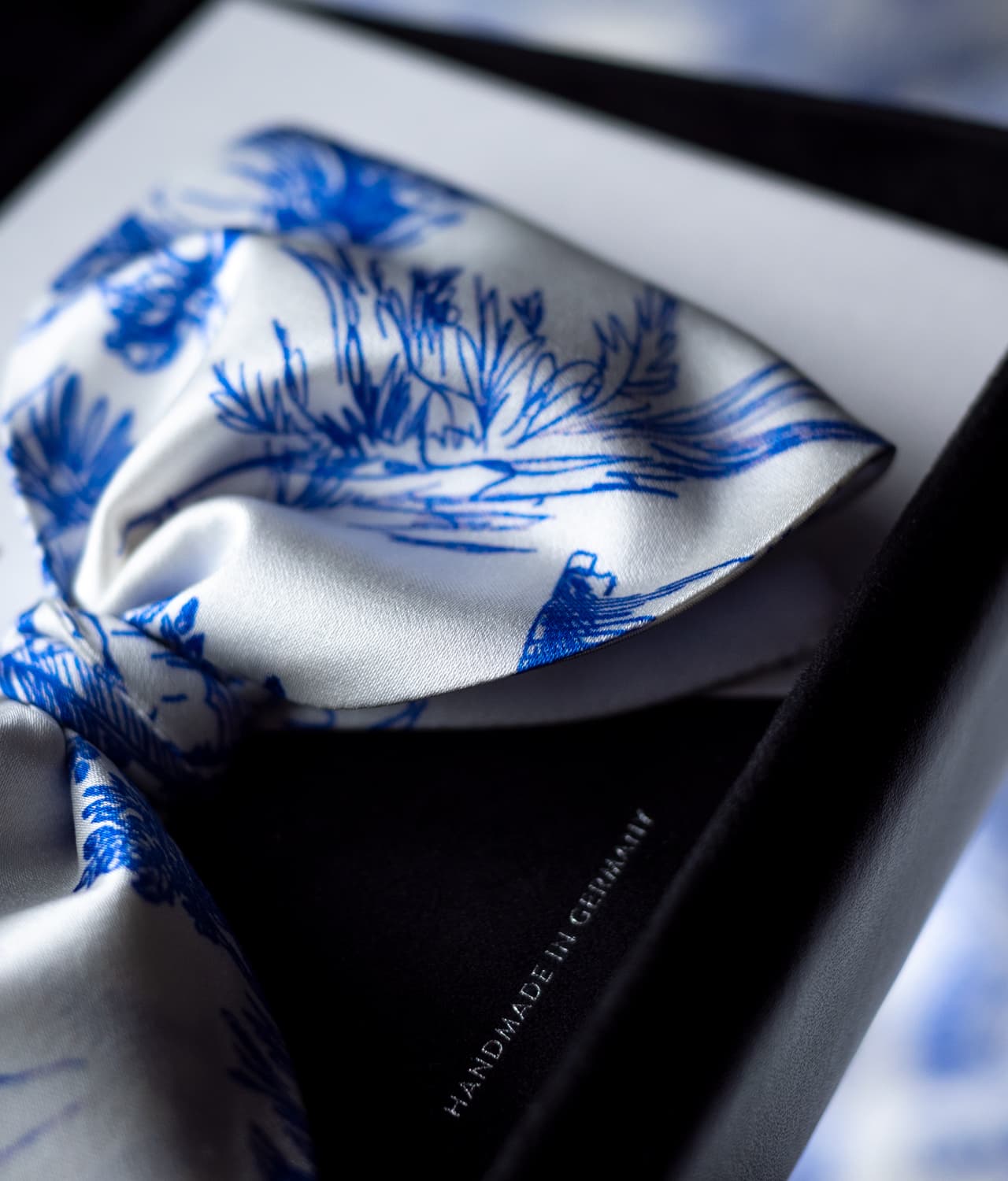 White Silk Bow Tie with blue country side illustrations - CDG17